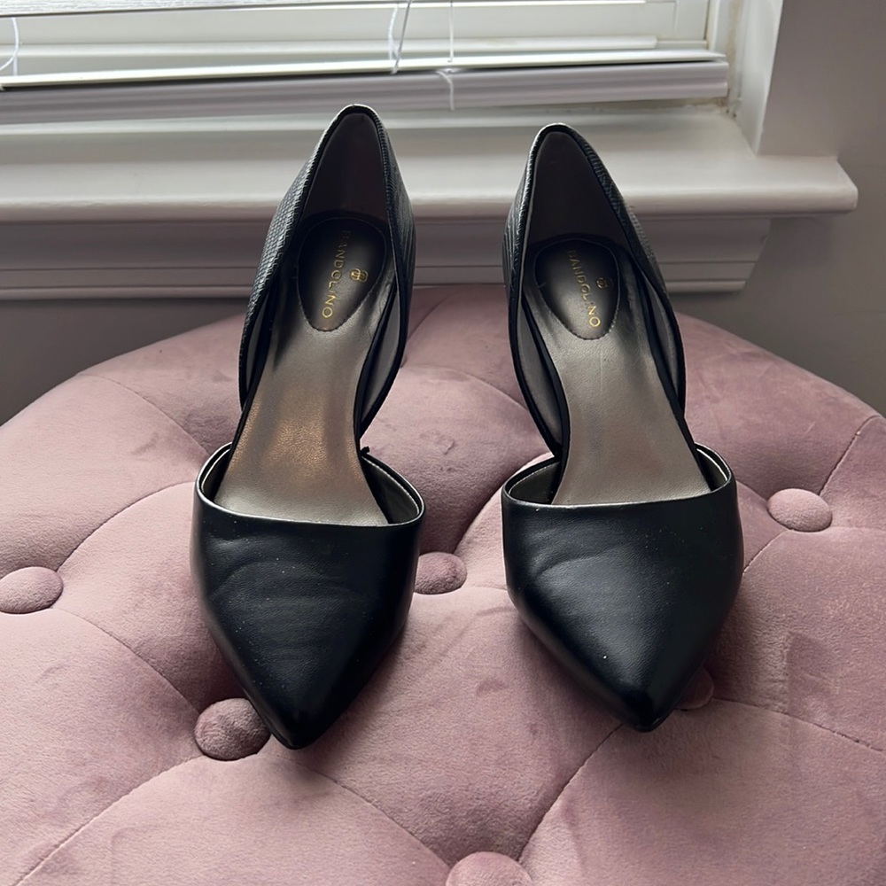 Bandolino Black Pumps